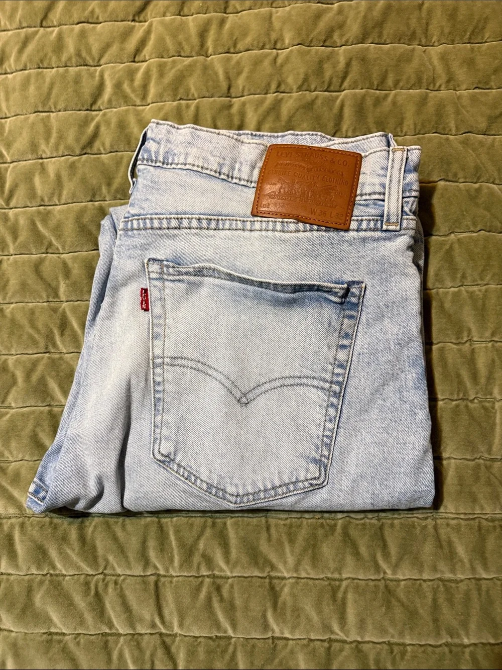 Levi's Men's 514 26x32 Light Wash Blue Jeans